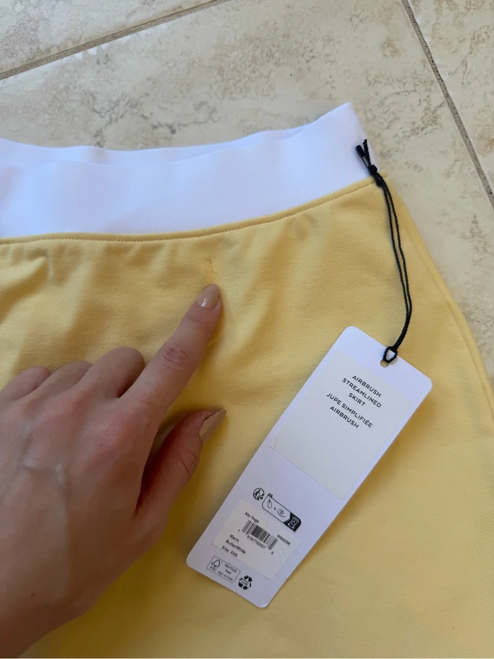 ALO YOGA Butter White Airbrush Streamlined Bra Tank and Skirt Size XXS